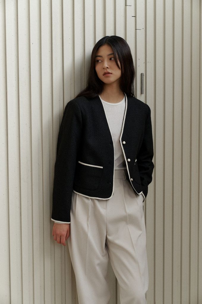 韓國女裝連線 - 氣質V領混羊毛毛呢珠釦外套-米白 (FREE)