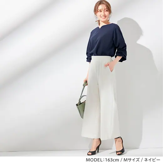 日本 BELLUNA - 四機能 花朵領糖果袖長袖上衣-黑