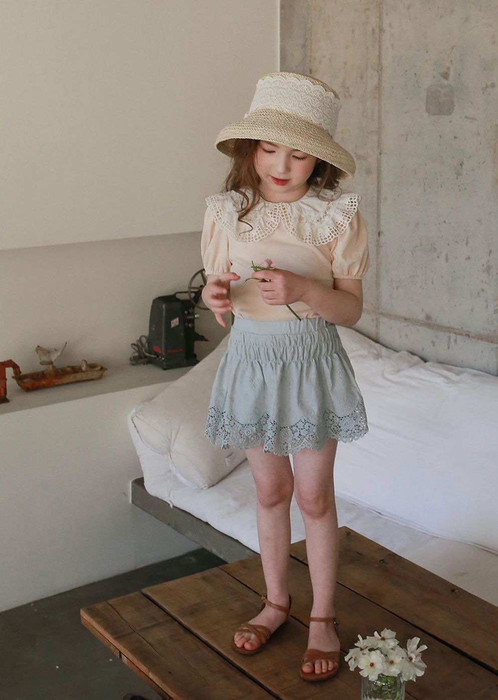 韓國 PuellaFLO - 鏤空格子大白領上衣-蜜桃粉