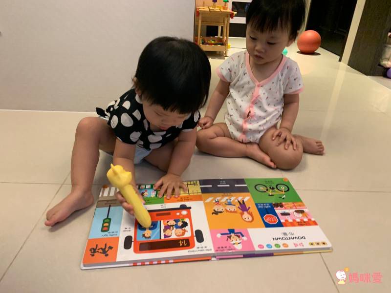 双美生活文創 - ABC點讀學習寶盒-波波狗點讀筆*1隻＋ABC認知圖典*1本＋圖鑑點讀書*1本＋ABC點讀掛圖*1張＋注音點讀卡*1張