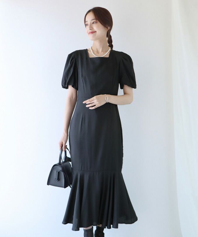 日本 BLUE EAST - 時光漫漫後綁帶泡泡袖洋裝-簡約黑