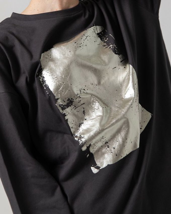 日本 gleam - 燙金時尚光澤廓形寬版長袖上衣-紅棕x金