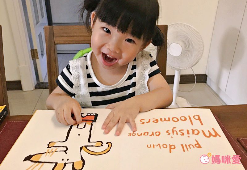 小鼠波波陪你慶生、過聖誕！最應景的外文遊戲書