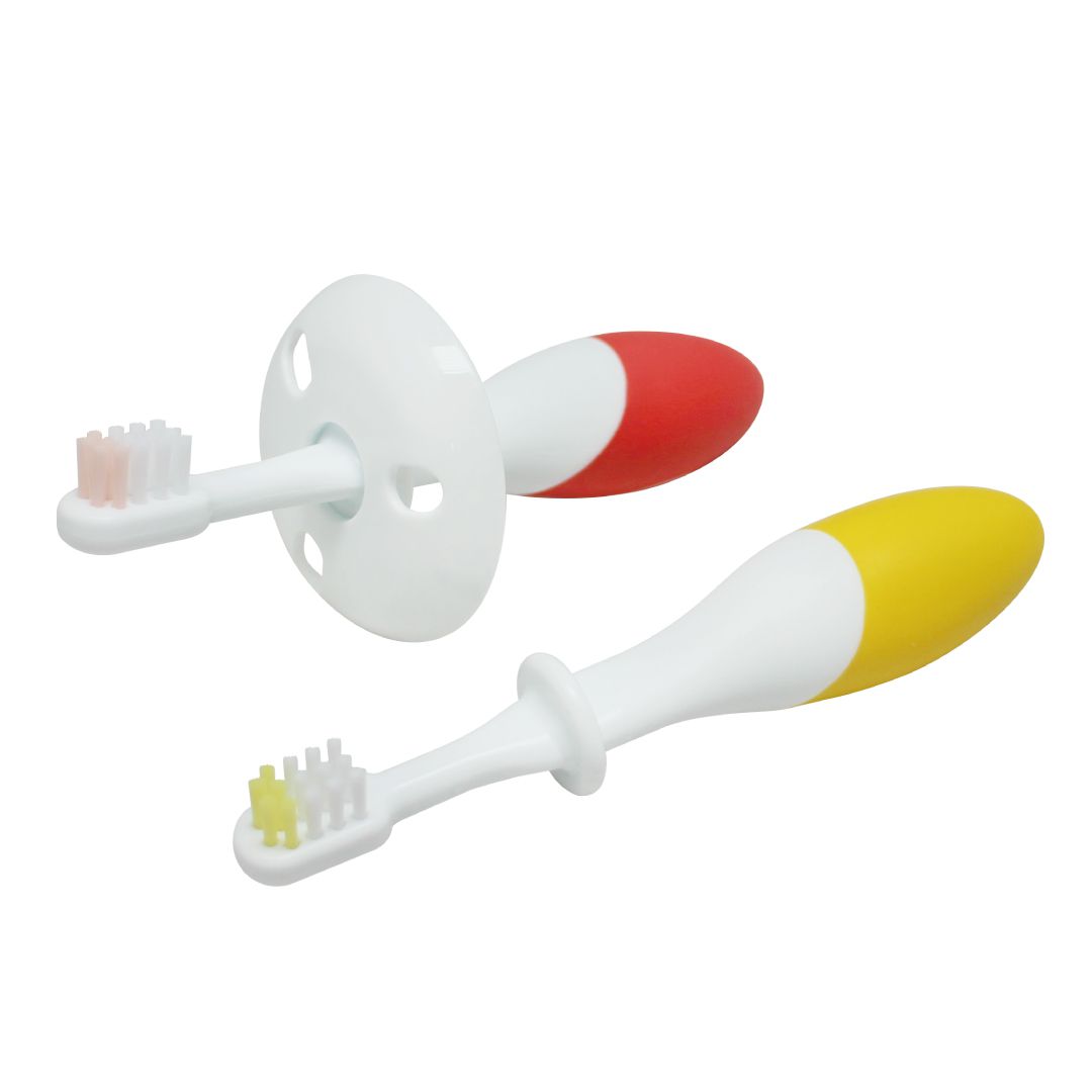 akachan honpo - always乳齒用防吞牙刷(好好握)-2支組-紅色＋黃色 (6個月以上)