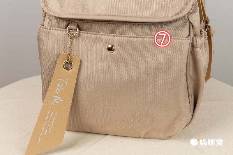 日本 Nicott - Take me 日劇感輕量10口袋尼龍後背包/媽媽包-經典黑 (28x18x37cm)