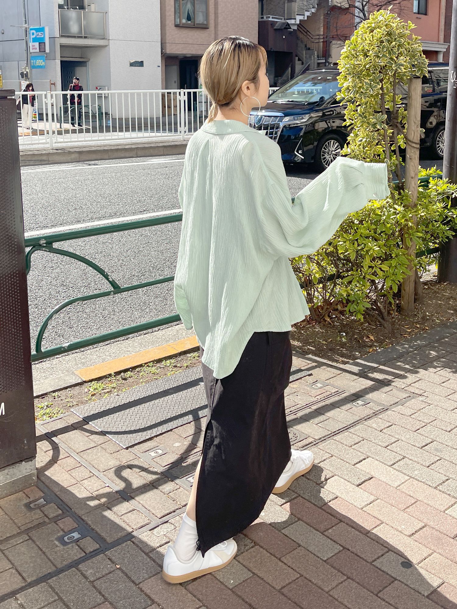 日本 Ungrid - 楊柳皺摺垂墜感襯衫-薄荷 (F)