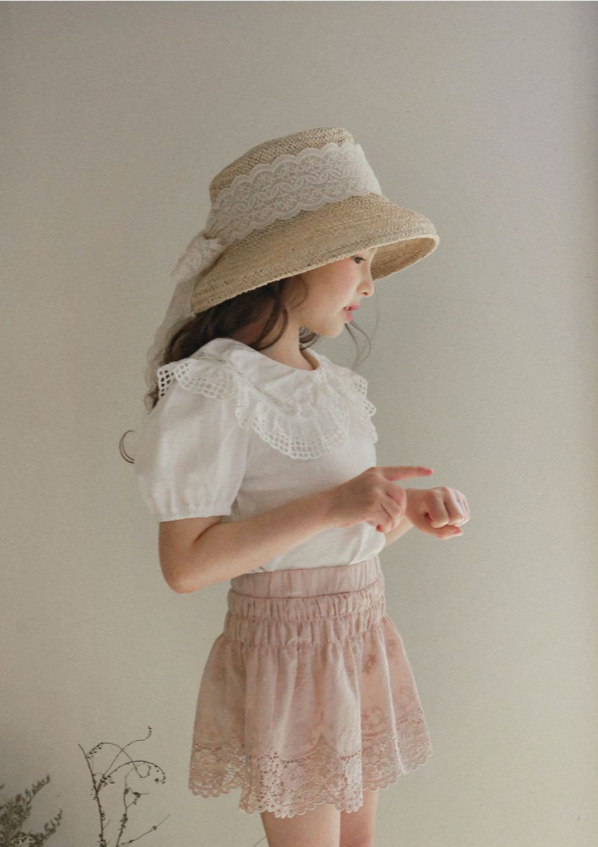 韓國 PuellaFLO - 鏤空格子大白領上衣-象牙白