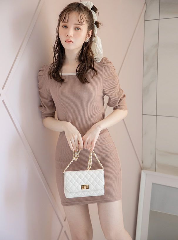 日本 GRL - 菱格紋仿皮金屬鏈小方包/側背包-米