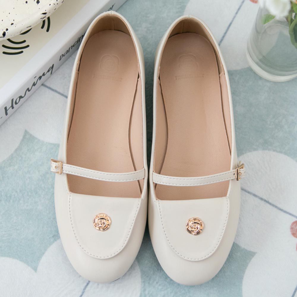 韓國 PINKELEPHANT - 玫瑰金屬裝飾軟底平底鞋(1cm)-象牙白