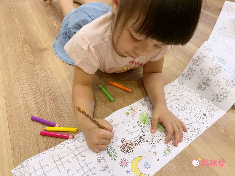 美國 mudpuppy - 活動畫軸-魔法獨角獸-180cm x 18.5cm