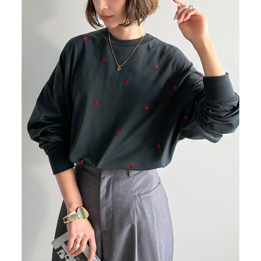 Java 滿版甜蜜心型長袖上衣-海軍藍x紅