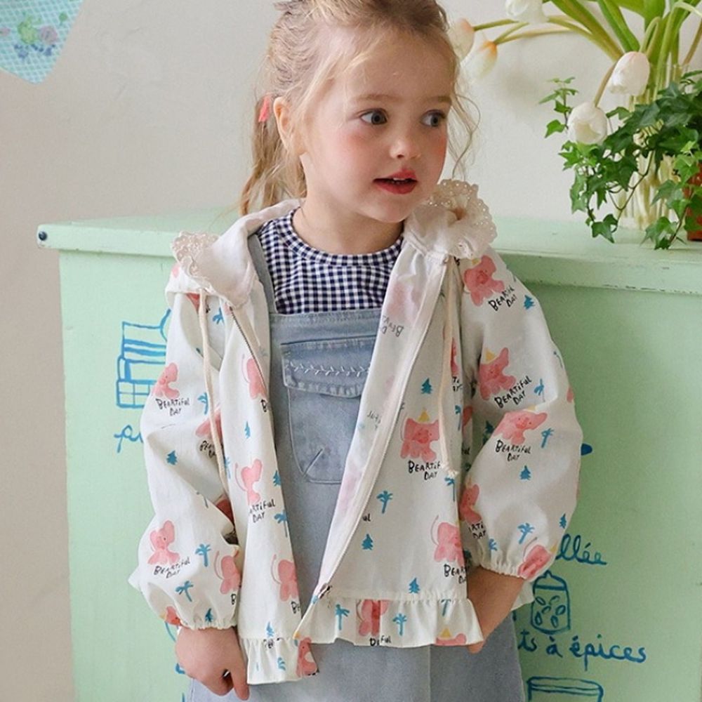 Puellaflo (不含帽子抽繩)蕾絲裝飾連帽擋風外套-粉象-米