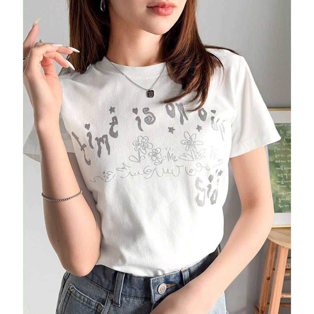 mily bilet 燙銀俏麗印花短袖上衣-象牙白