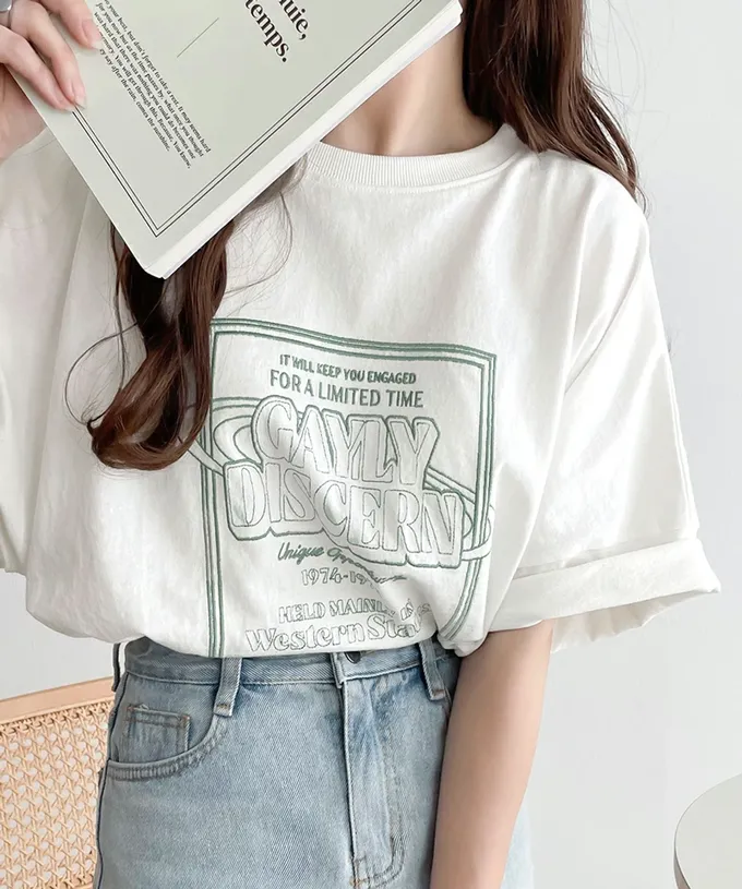 日本 Classical Elf - Java 混有機棉氣質刺繡印花短袖T恤-黑