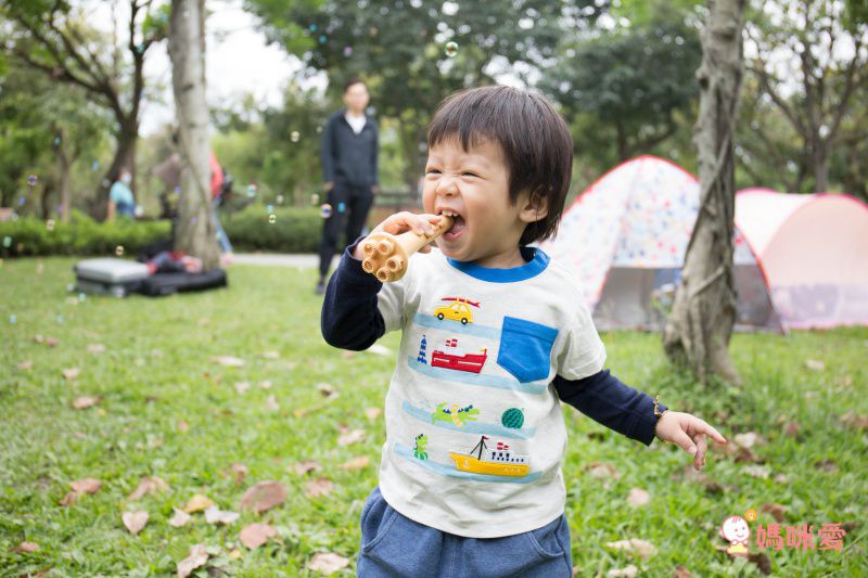 日本服飾代購 - 純棉印花長袖家居服-新幹線-深藍X灰褲