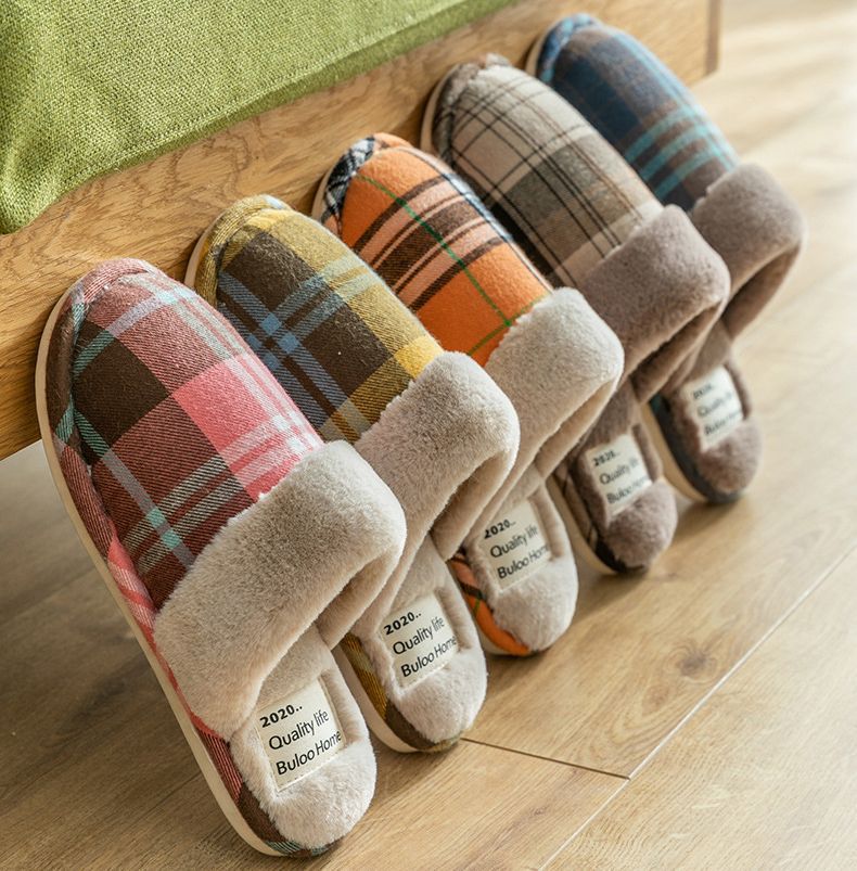 日系格紋防滑保暖棉拖鞋-深藍