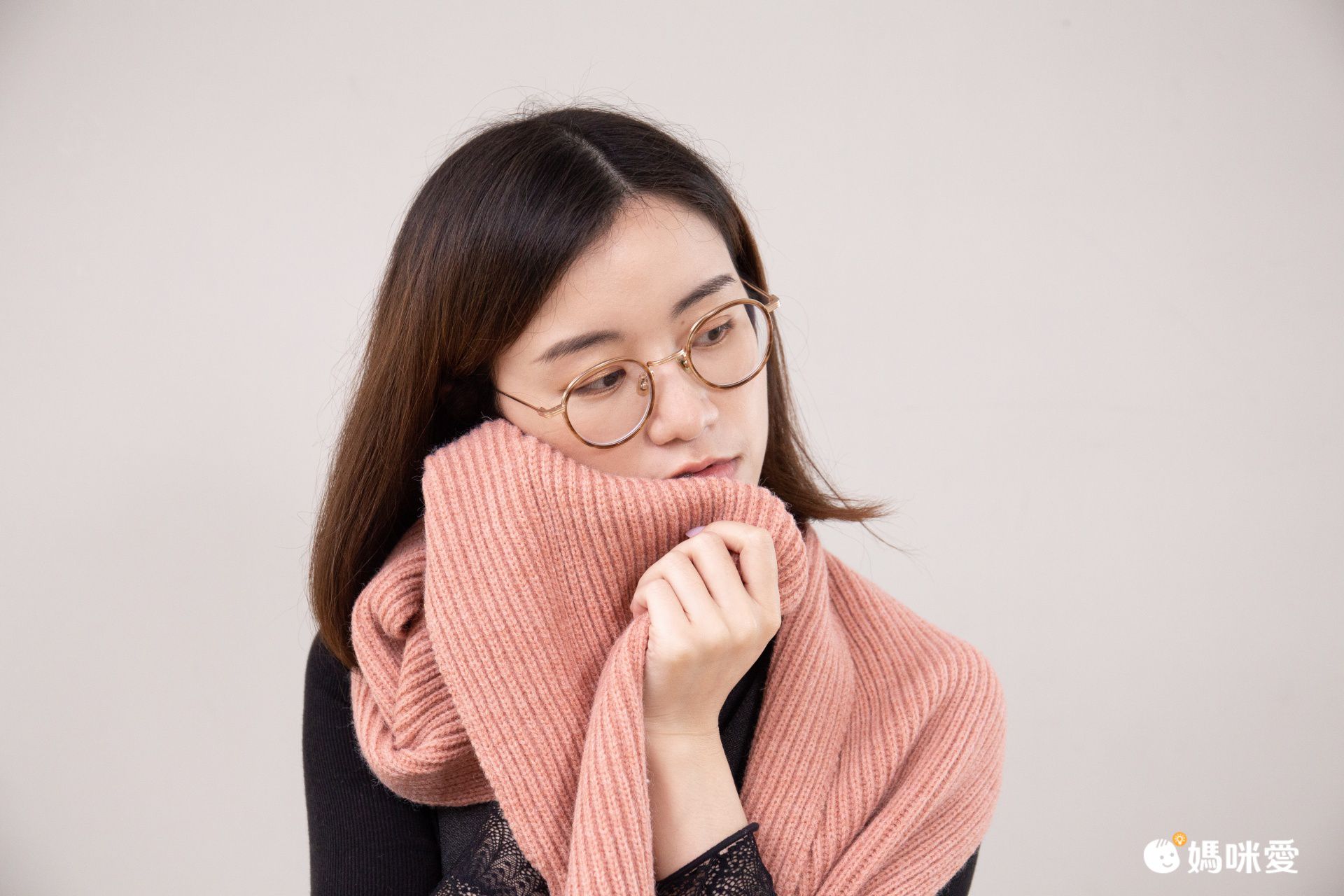 編媽精選 - 百搭直條紋針織圍巾-卡其色 (25x170cm)