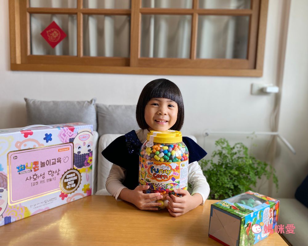 Donerland - 魔法迷您玉米黏土-鱷魚-工具刀*1+吸水海棉墊*1+盒裝背面附有教學說明