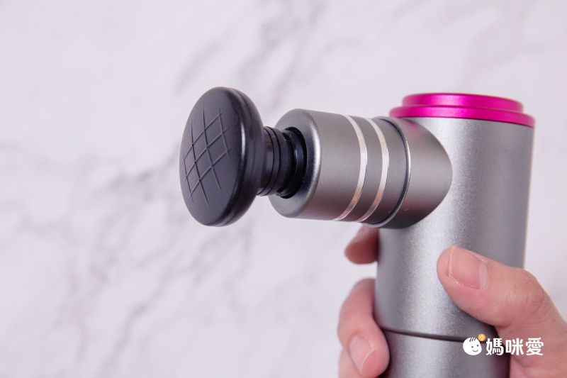 FUNY 掌中精靈 深層按摩槍 / 筋膜槍