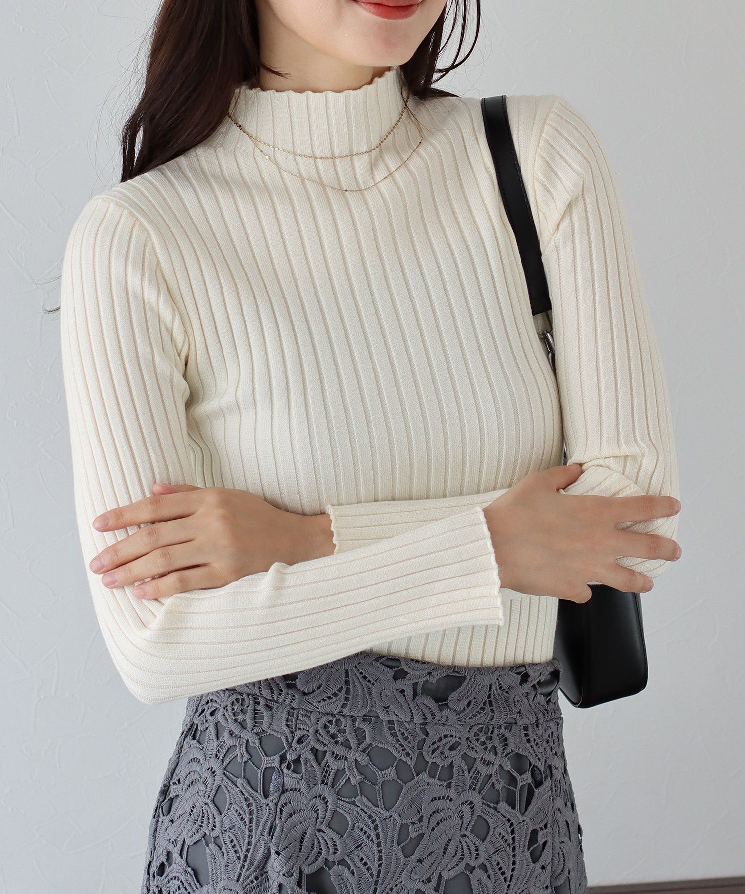 日本 BLUE EAST - 彈性百搭羅紋長袖上衣-黑