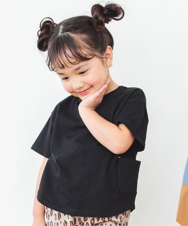 日本 BREEZE - 正反OK！圓領印花短袖上衣-線性-黑