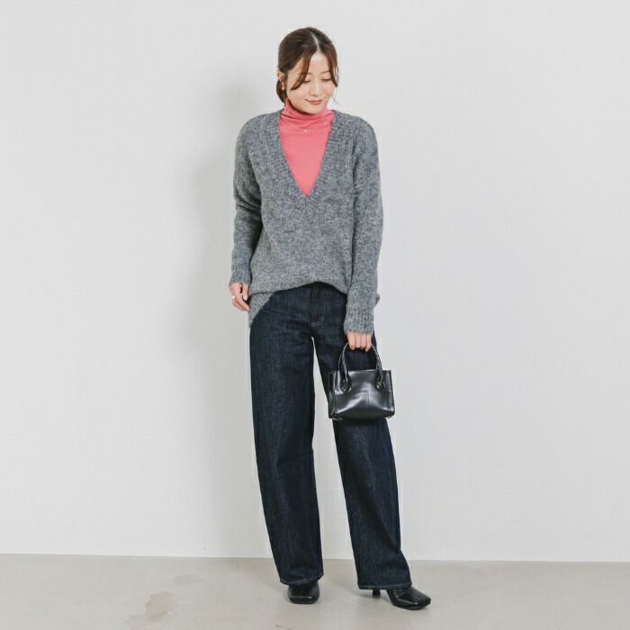 日本 ihuu - 柔軟深V領混羊毛針織上衣-紫羅蘭