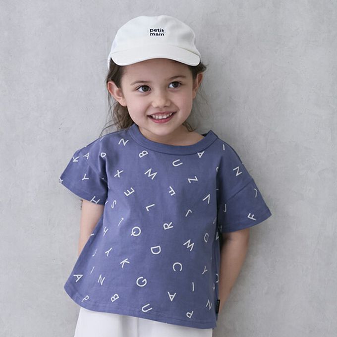 日本 petit main - [低價]接觸冷感 滿版印花短袖上衣-英文-白