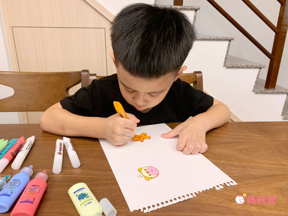 韓國 AMOS - 6色項鍊手鍊主題DIY玻璃彩繪膠