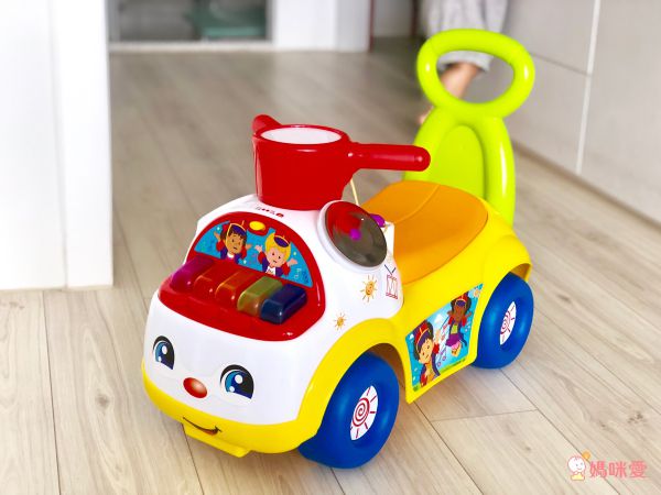 美國Fisher-Price 費雪 - 費雪牌little people 樂隊遊行騎乘玩具