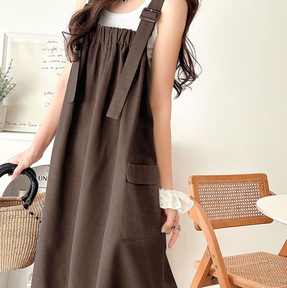 清爽亞麻質感工裝寬吊帶洋裝-咖啡