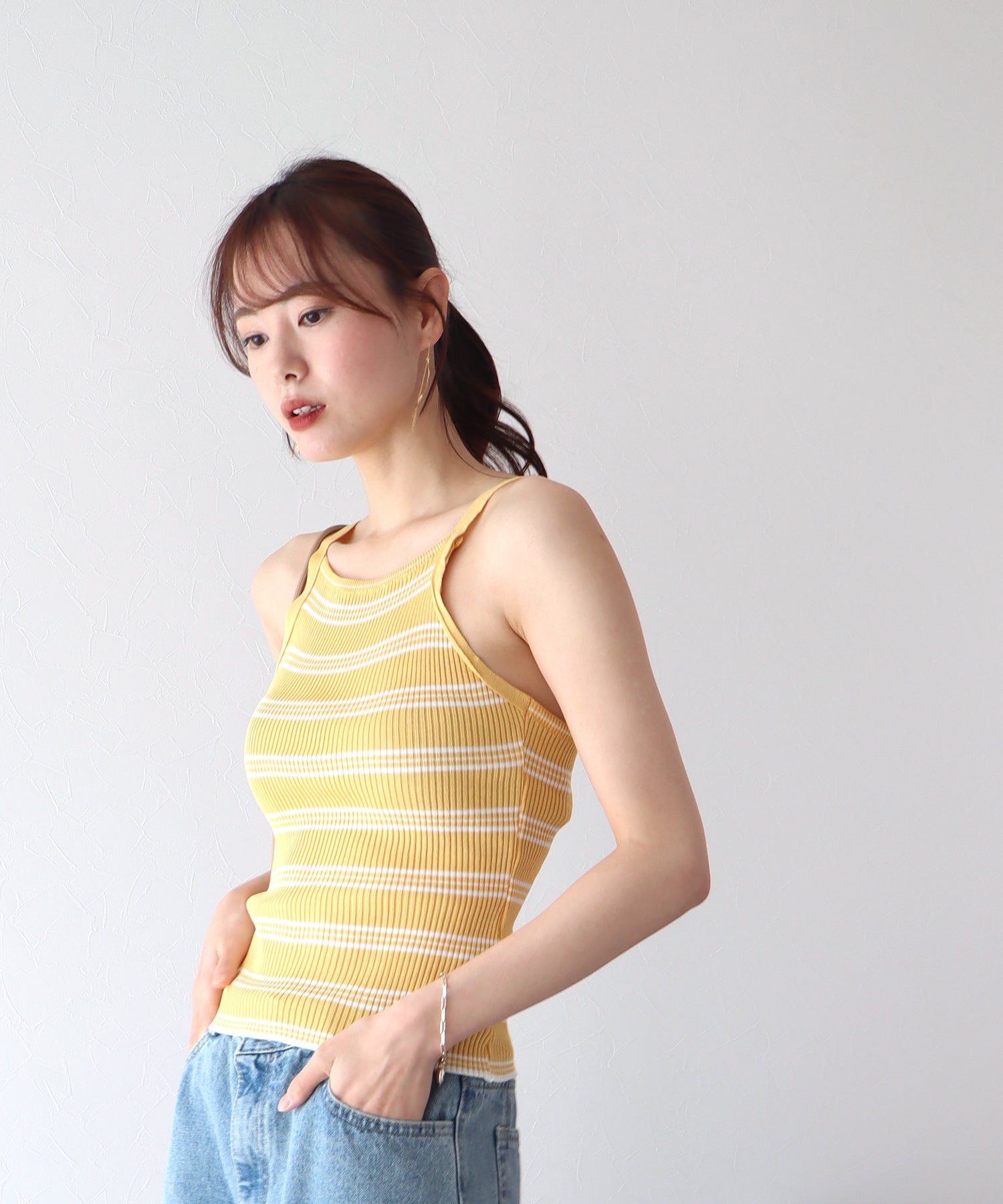 日本 BLUE EAST - 彈性羅紋無袖上衣/內搭-條紋-黑