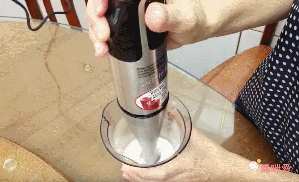 【美國 Cuisinart 美膳雅】全方位調理手持式攪拌棒 (CSB-77TW)