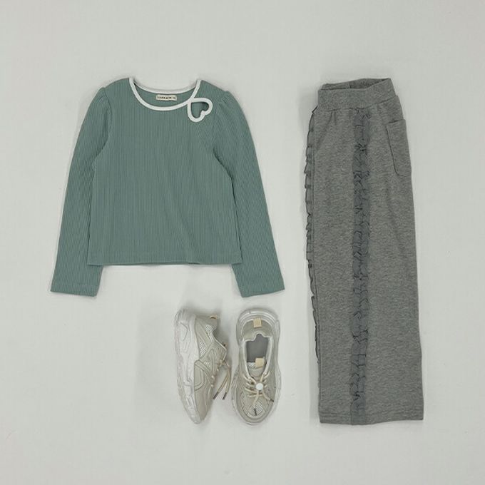 日本 Lycee mine - 愛心鏤空羅紋長袖上衣-條紋-黑X白