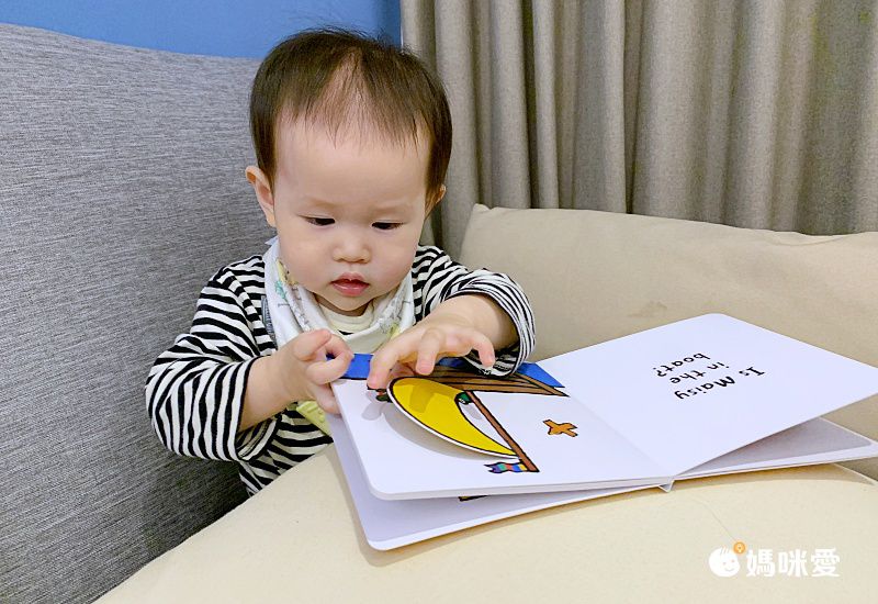 小鼠波波陪你慶生、過聖誕！最應景的外文遊戲書