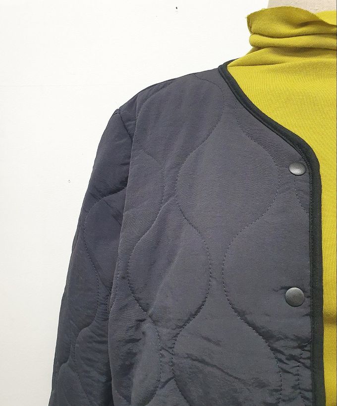 韓國 LANDING - 韓國製絎縫壓紋鋪棉圓領外套-黑 (FREE)