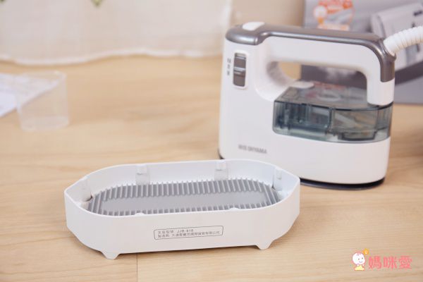 日本 IRIS OHYAMA - 「大蒸氣」隨行時尚小熨斗-IRS-01