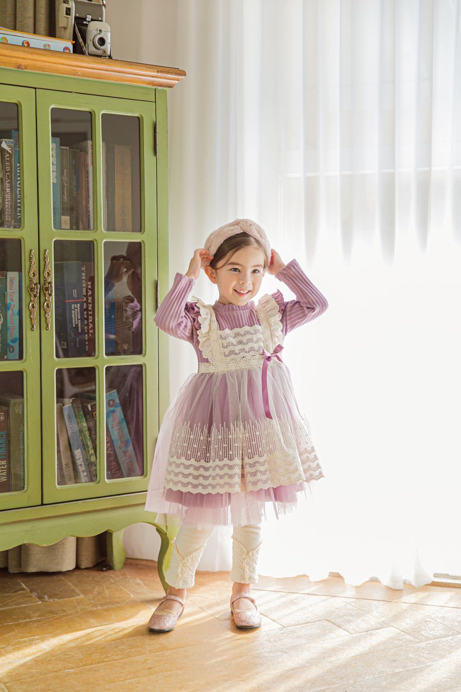 韓國 mari an u - (裏起毛)假蕾絲圍裙立體領網紗洋裝-薰衣紫