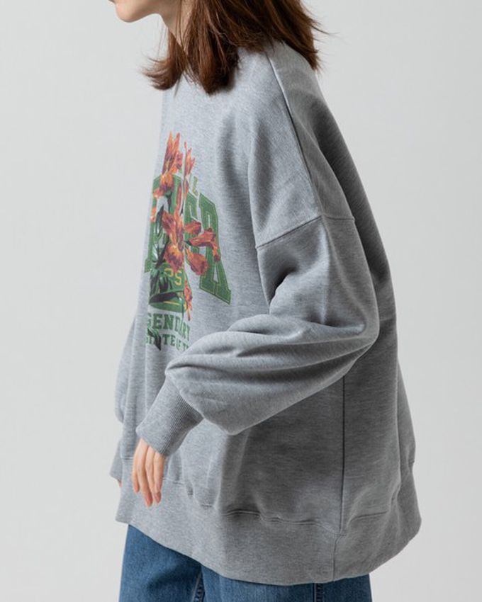 日本 gleam - 裏毛寬版學院風花卉大學T-紅棕