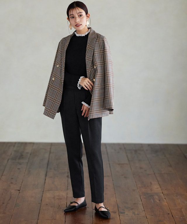 日本 BELLUNA - 蕾絲木耳領拼接針織上衣-條紋x白