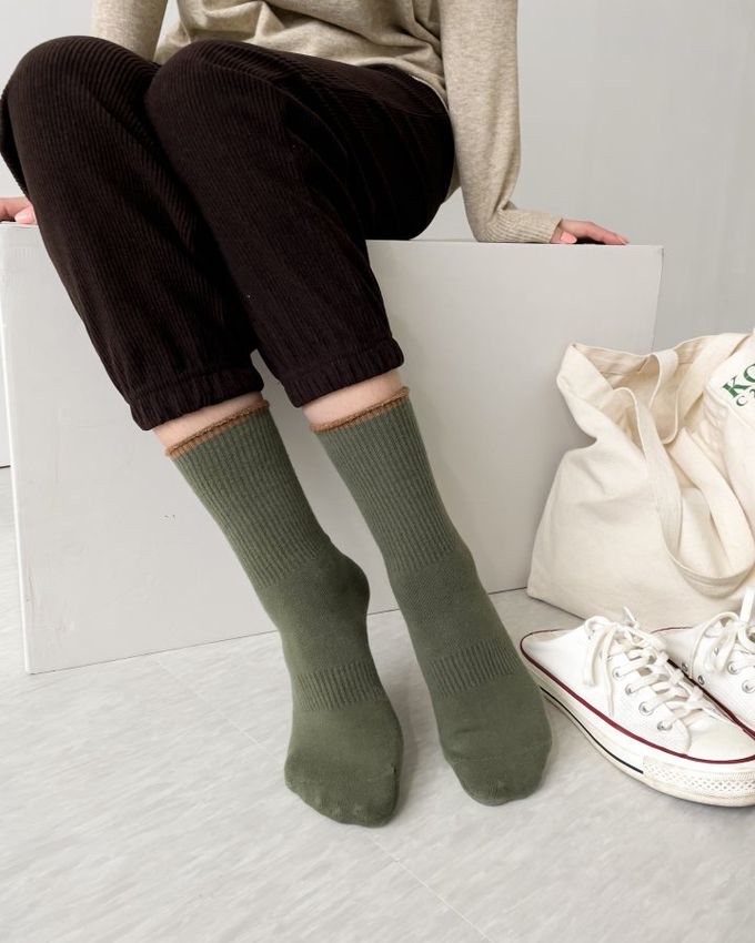 韓國Marian - 撞色百搭中筒襪-黑色 (Free)