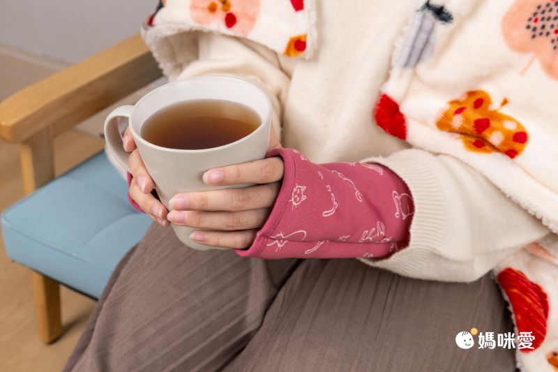 日本丸和 - 雙層機能裏起毛保暖半截手套-露營探險-深藍