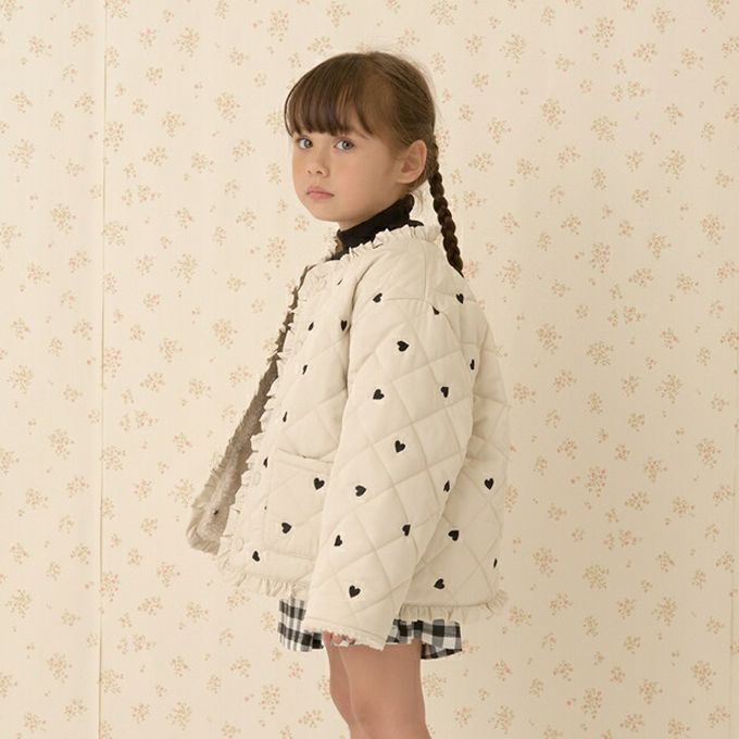 日本 Lycee mine - 滿版愛心荷葉皺褶內刷毛鋪棉外套-米白