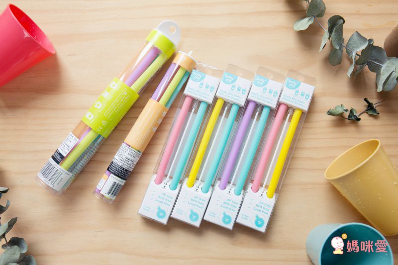 美國 Smily Mia 矽膠吸管組