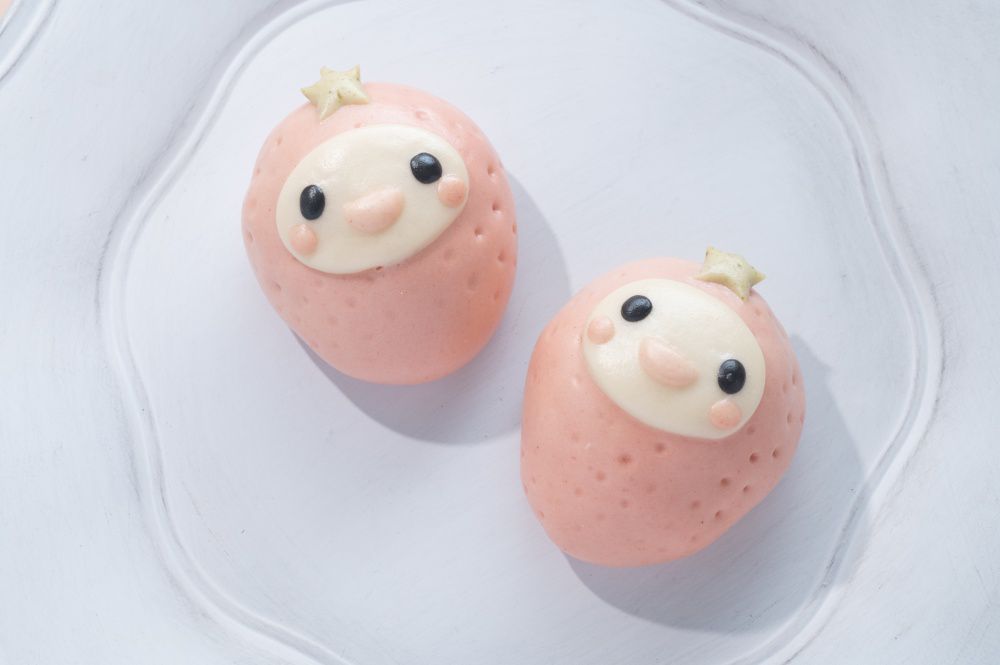 老甜媽手工饅頭 - 限量組-草莓起司包6入+德國香腸起司包6入+馬卡龍一口小饅頭-400g