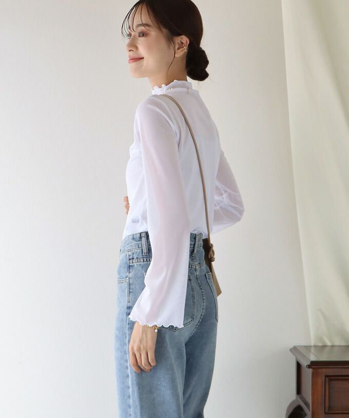 日本 BLUE EAST - 百搭木耳捲邊長袖上衣-白杏