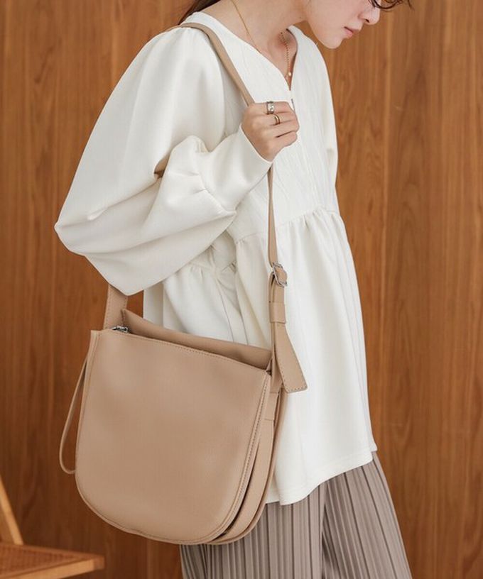 日本 Bab - 柔軟時尚皮質優雅側背包-卡其杏