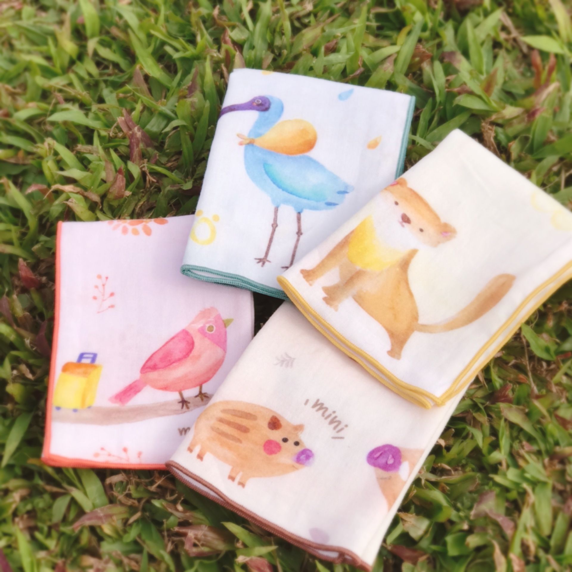 minihope美好的親子生活 - 離家出走的黃喉貂-有機棉雙層紗手帕 (28x28cm)
