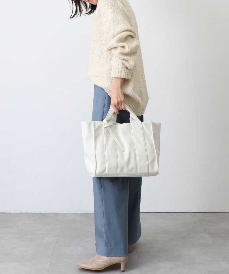 日本 COOCO - 簡約皮革方形手提托特包-天使白 (W33*H27*D14cm)