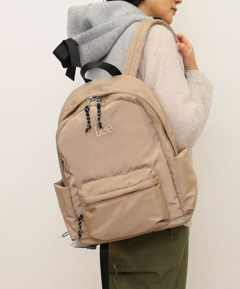 日本 COOCO - Lee聯名款 輕量美型後背包-淺灰 (W30*H39*D15cm)