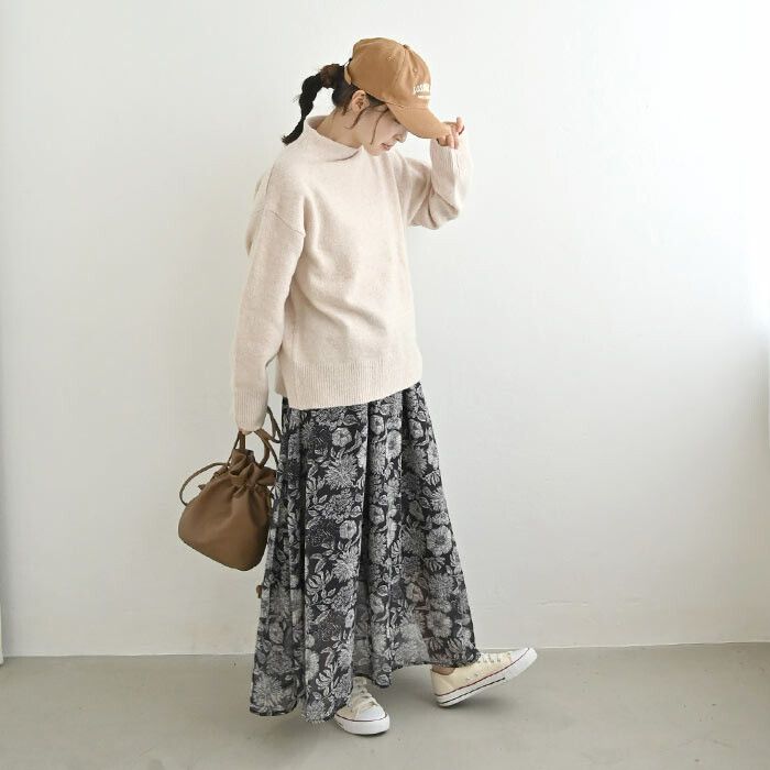 日本 ihuu - 柔軟舒膚小立領落肩毛衣-米杏